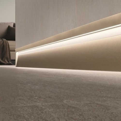 Фото Плинтус Metal Line SKL/2 78596 Concrete Sand LED 63 мм x 10 мм х 2700 мм Profilpas