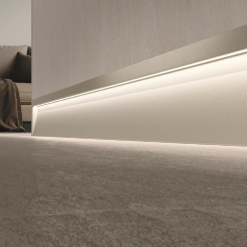 Фото Плинтус Metal Line SKL/2 78579 серебро LED 63 мм x 10 мм х 2700 мм Profilpas